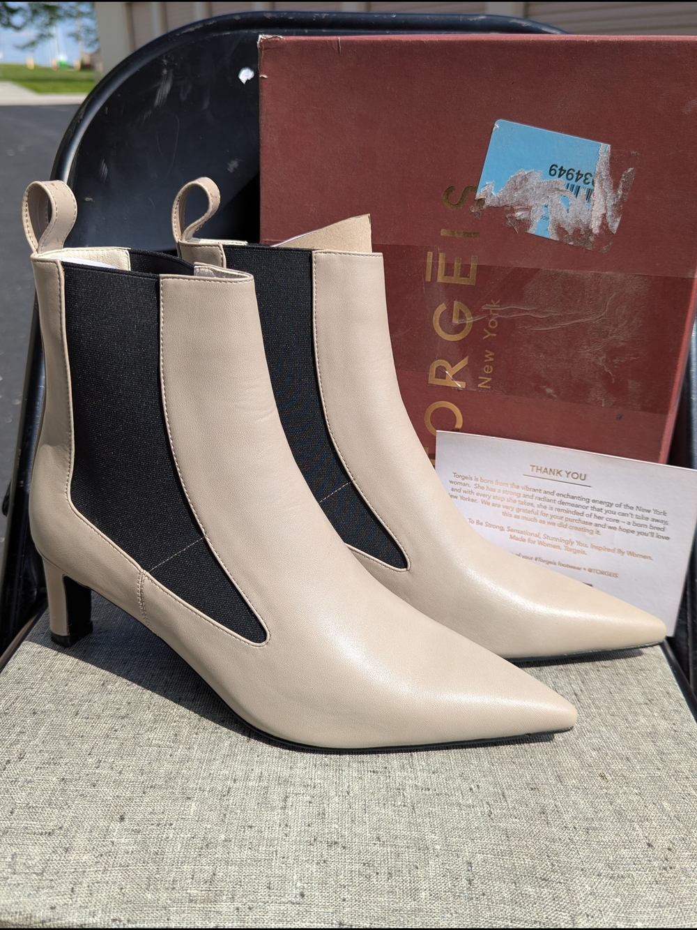 Gorgeous Torgeis New York Women's Beige Pointed-Toe "Artemis" Ankle Boots Size10